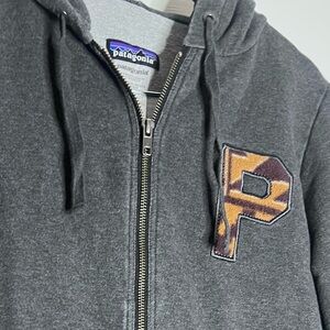 Patagonia Charcoal Heather Women's embroidered Hoodie- great condition - XSmall